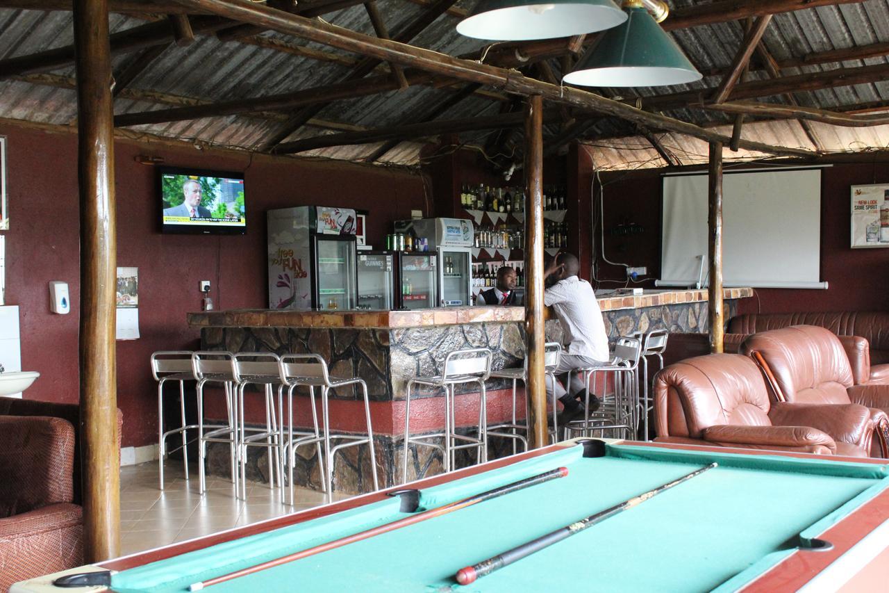 Cepha'S Inn Kabale Exteriör bild